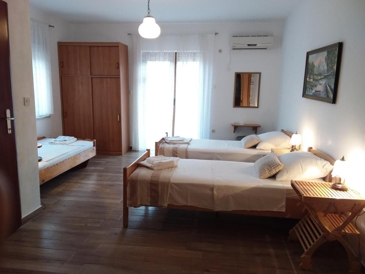 Apartman Tomo Pula Exterior photo